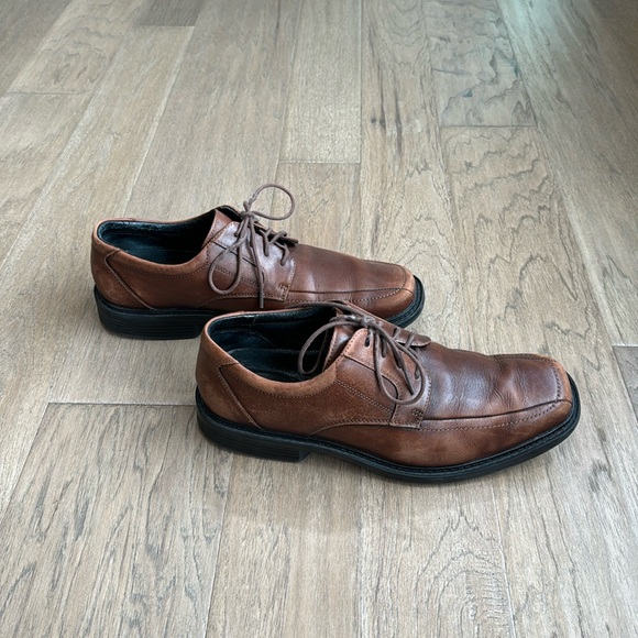 Bostonian Other - Men’s 9.5 Bostonian Brown Leather Lace-Up Shoes